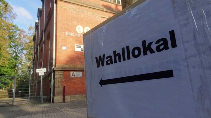 Das Wahllokal Herdergymnasium in Minden. Foto: Stefan Schröder